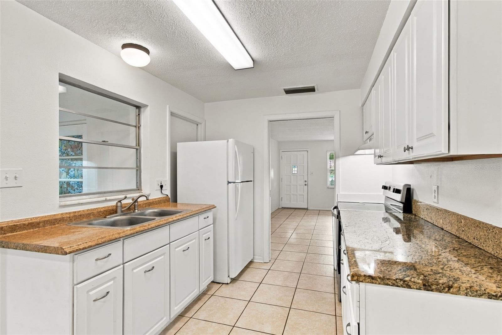 Single Family Residence at 1145 CHARLES ST, CLEARWATER, photo 12 of 44