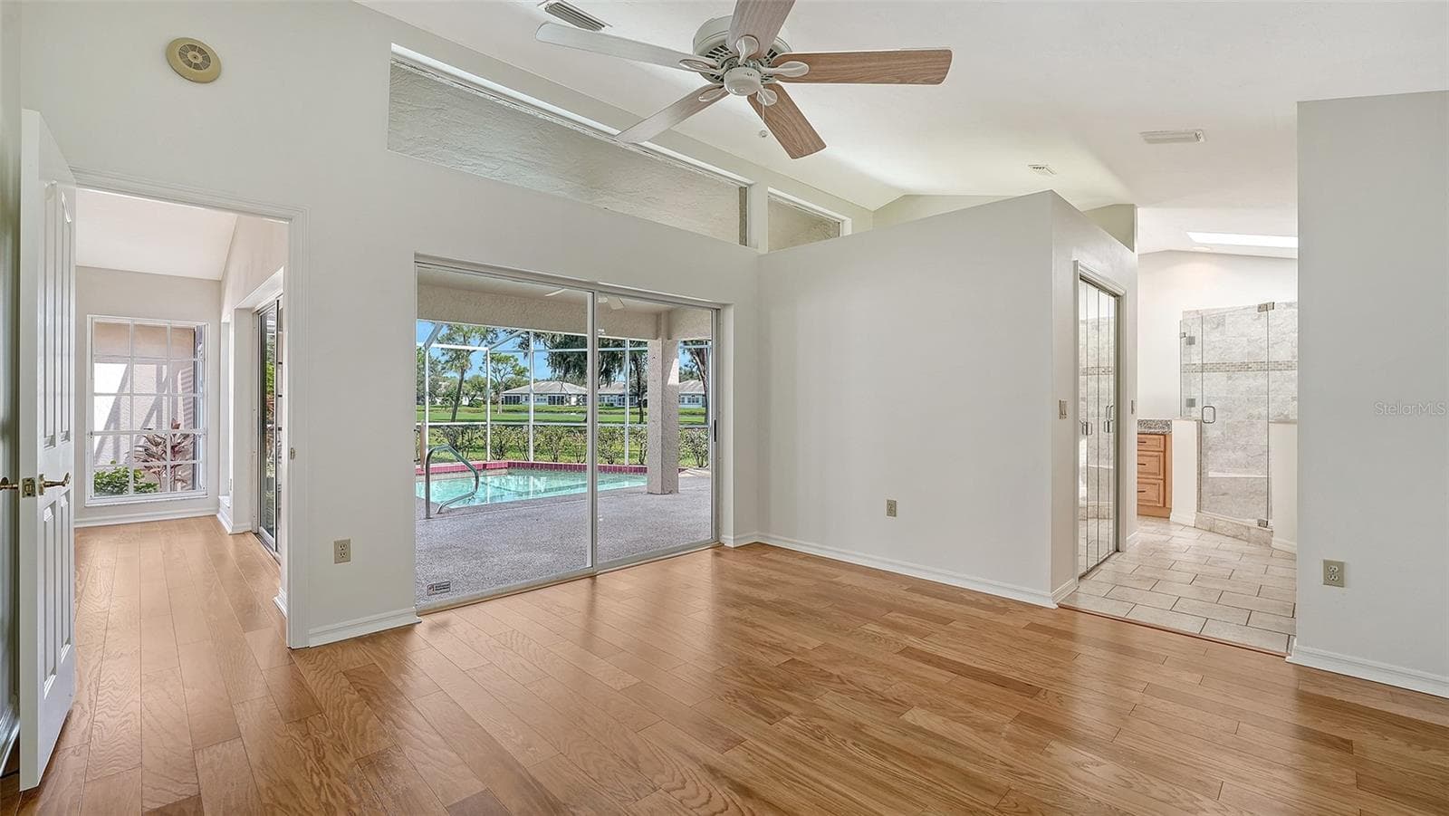 Single Family Residence at 3944 LYNDHURST CT, SARASOTA, photo 14 of 41