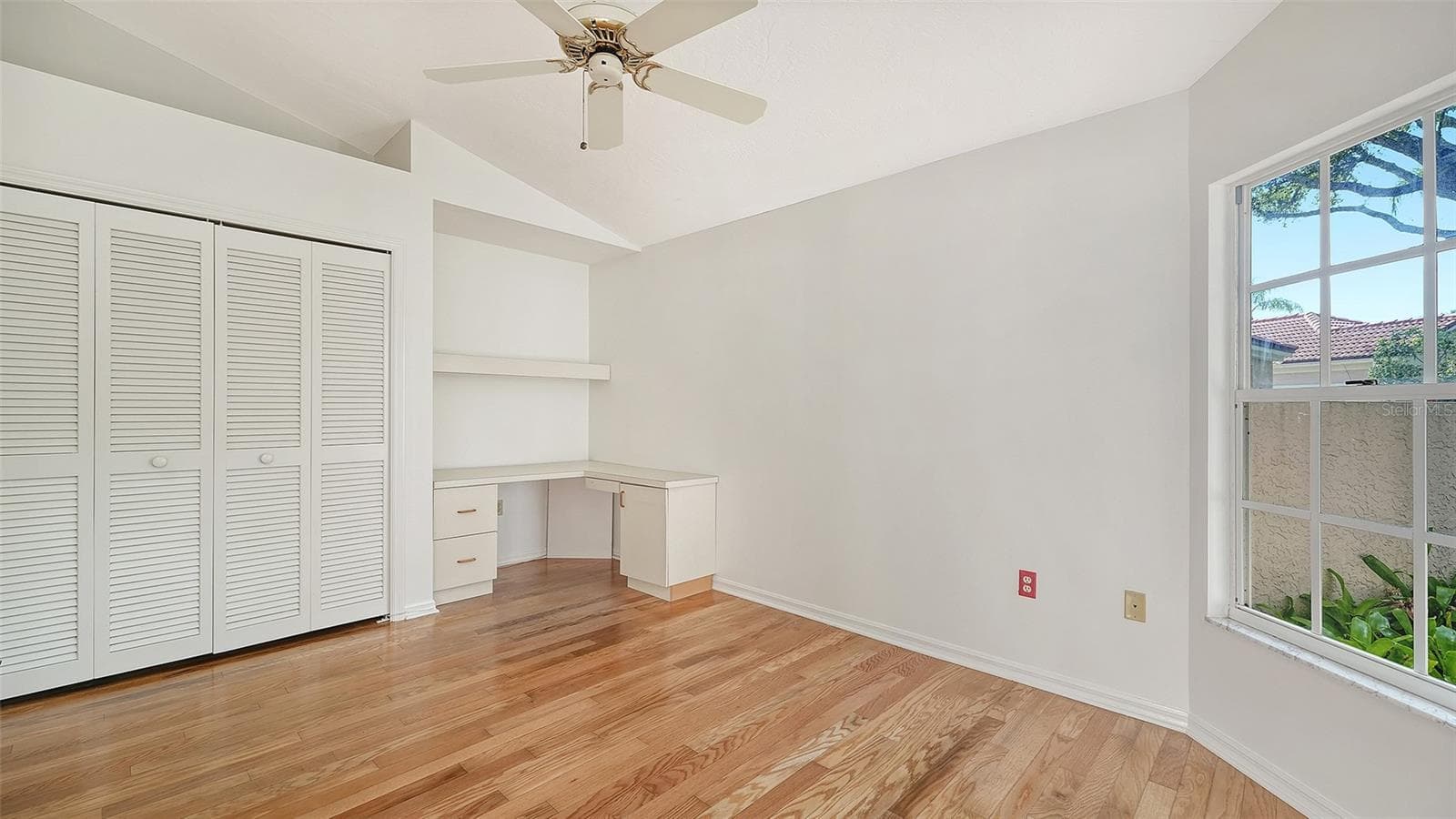 Single Family Residence at 3944 LYNDHURST CT, SARASOTA, photo 20 of 41