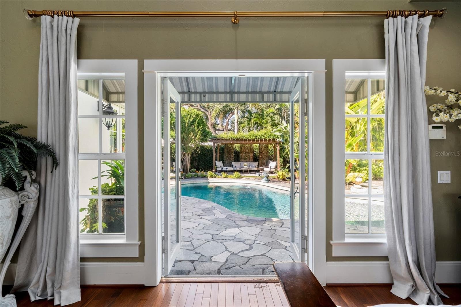 Single Family Residence at 1829 BOUGAINVILLEA ST, SARASOTA, photo 34 of 73