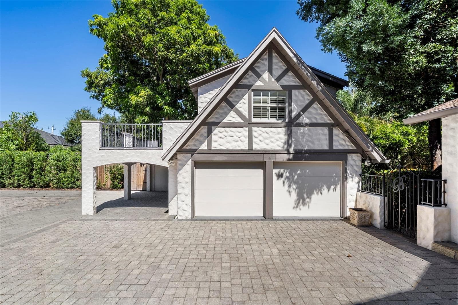 Single Family Residence at 1829 BOUGAINVILLEA ST, SARASOTA, photo 62 of 73