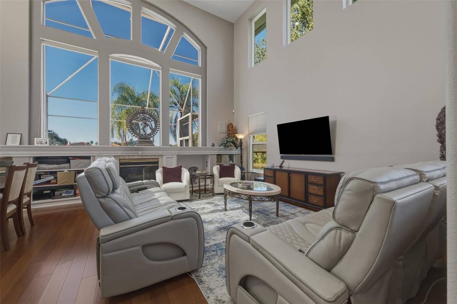 Single Family Residence at 17912 CACHET ISLE DR, TAMPA, photo 13 of 52