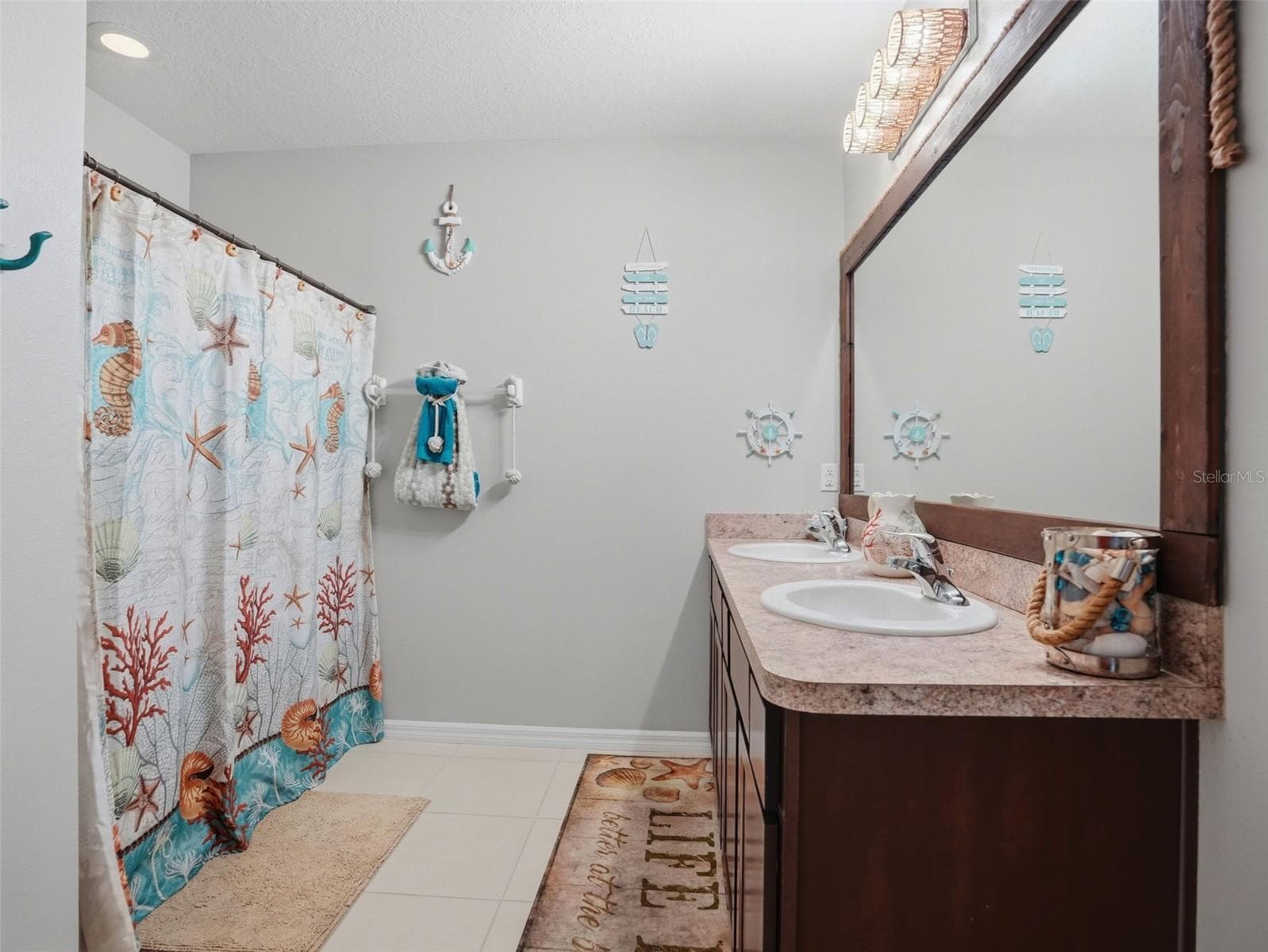 Single Family Residence at 529 HARTFORD HEIGHTS ST, SPRING HILL, photo 18 of 45