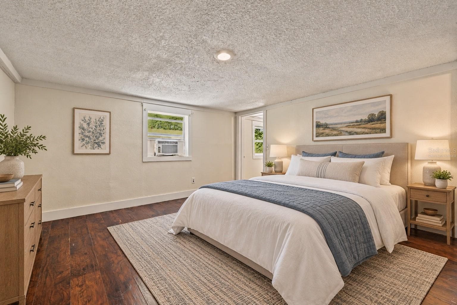 Virtually Staged - 1301 E 18TH AVE, TAMPA
