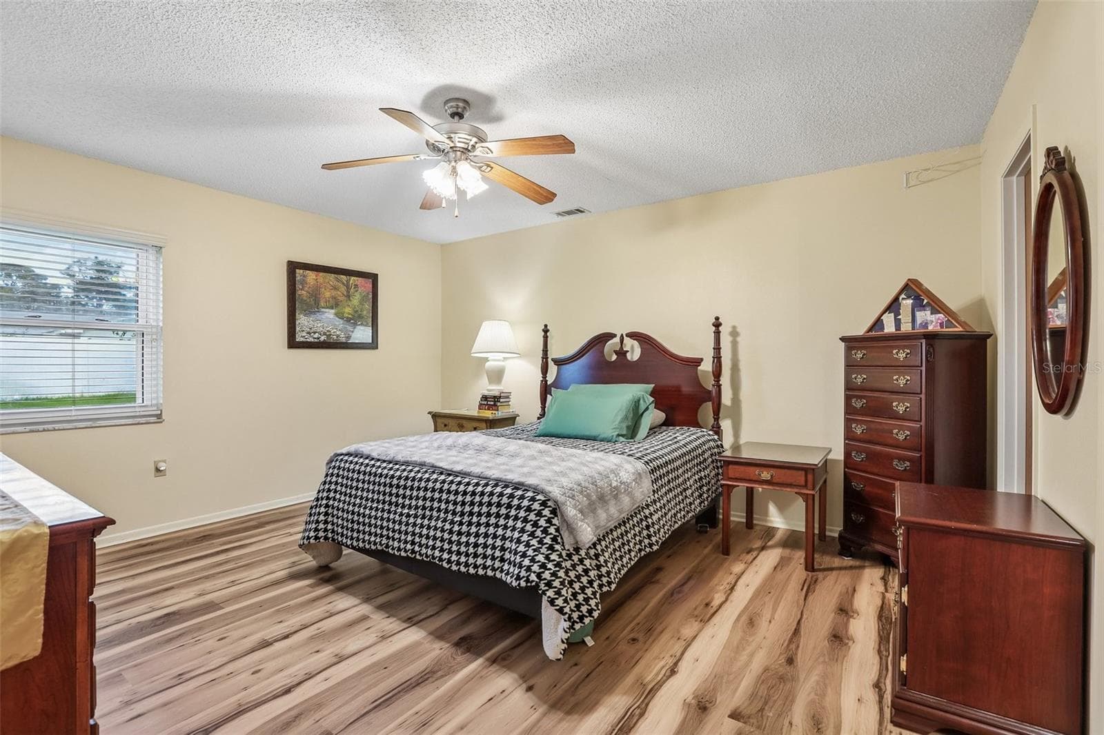 Single Family Residence at 3280 AMBASSADOR AVE, SPRING HILL, photo 15 of 31