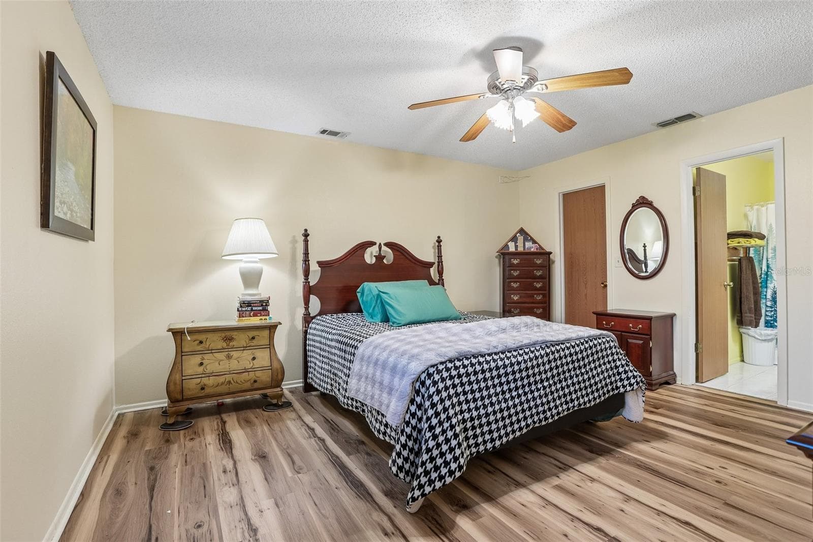 Single Family Residence at 3280 AMBASSADOR AVE, SPRING HILL, photo 17 of 31