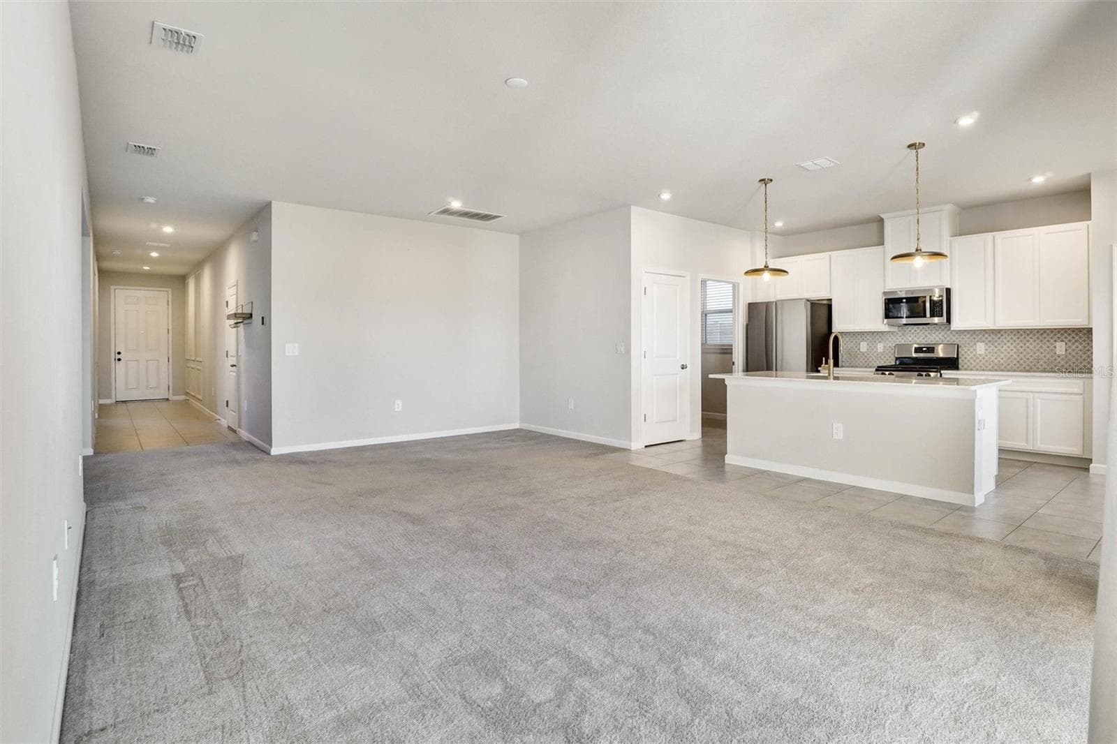 Single Family Residence at 3772 BLUE MOUNTAIN WAY, APOPKA, photo 4 of 47