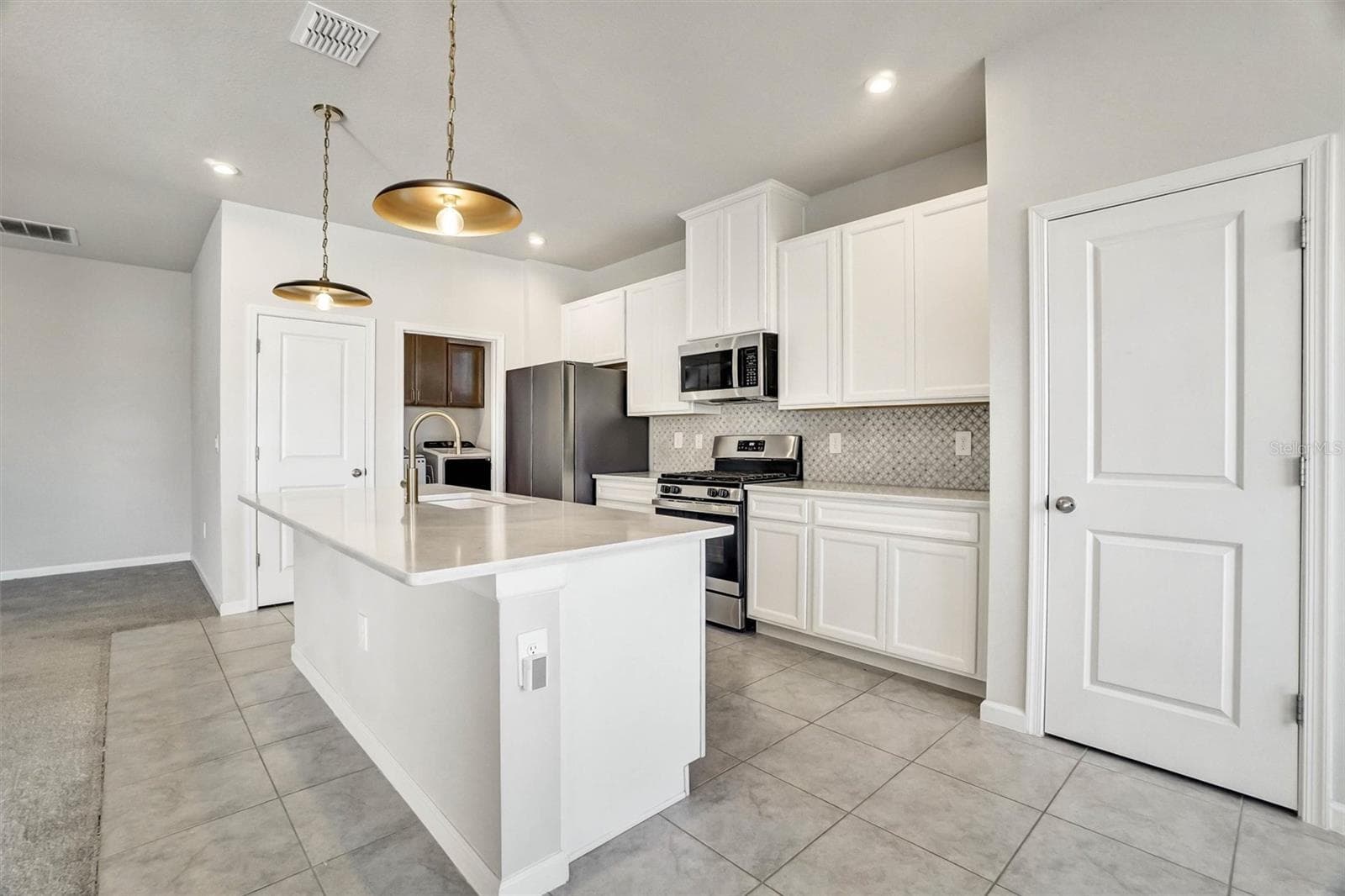 Single Family Residence at 3772 BLUE MOUNTAIN WAY, APOPKA, photo 6 of 47