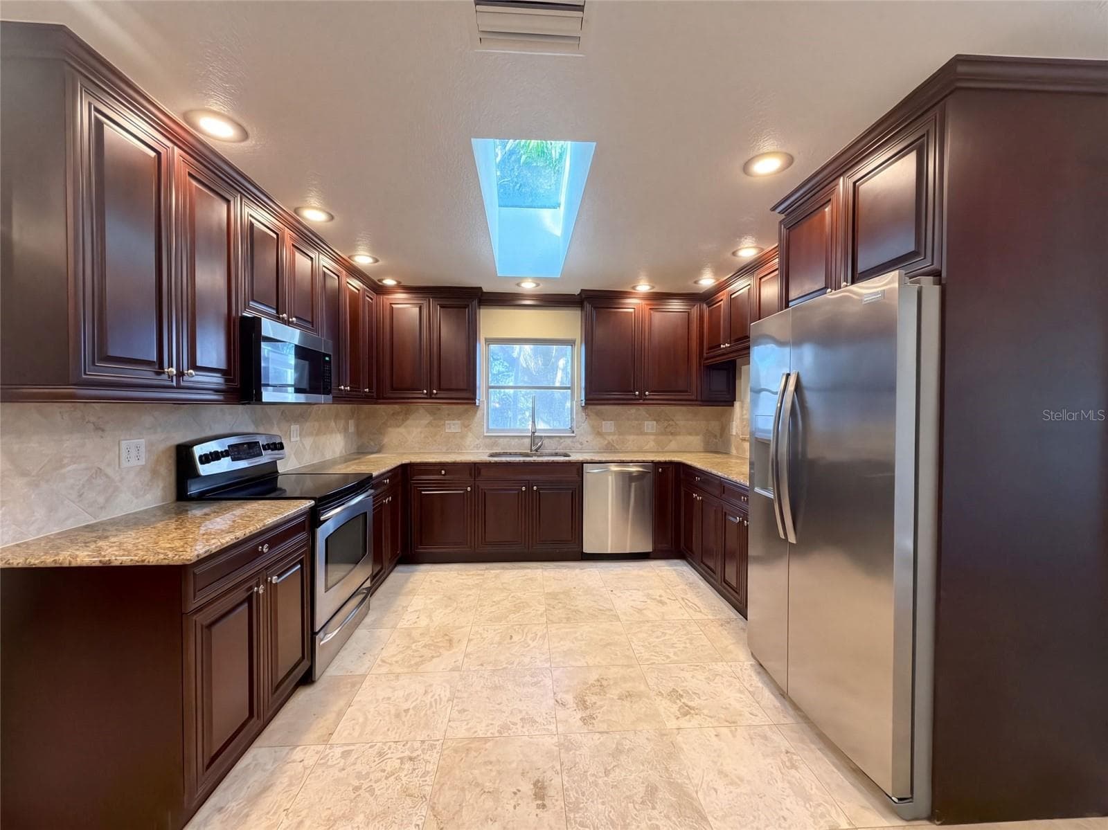 Single Family Residence at 3705 MALEC CIR, SARASOTA, photo 2 of 42