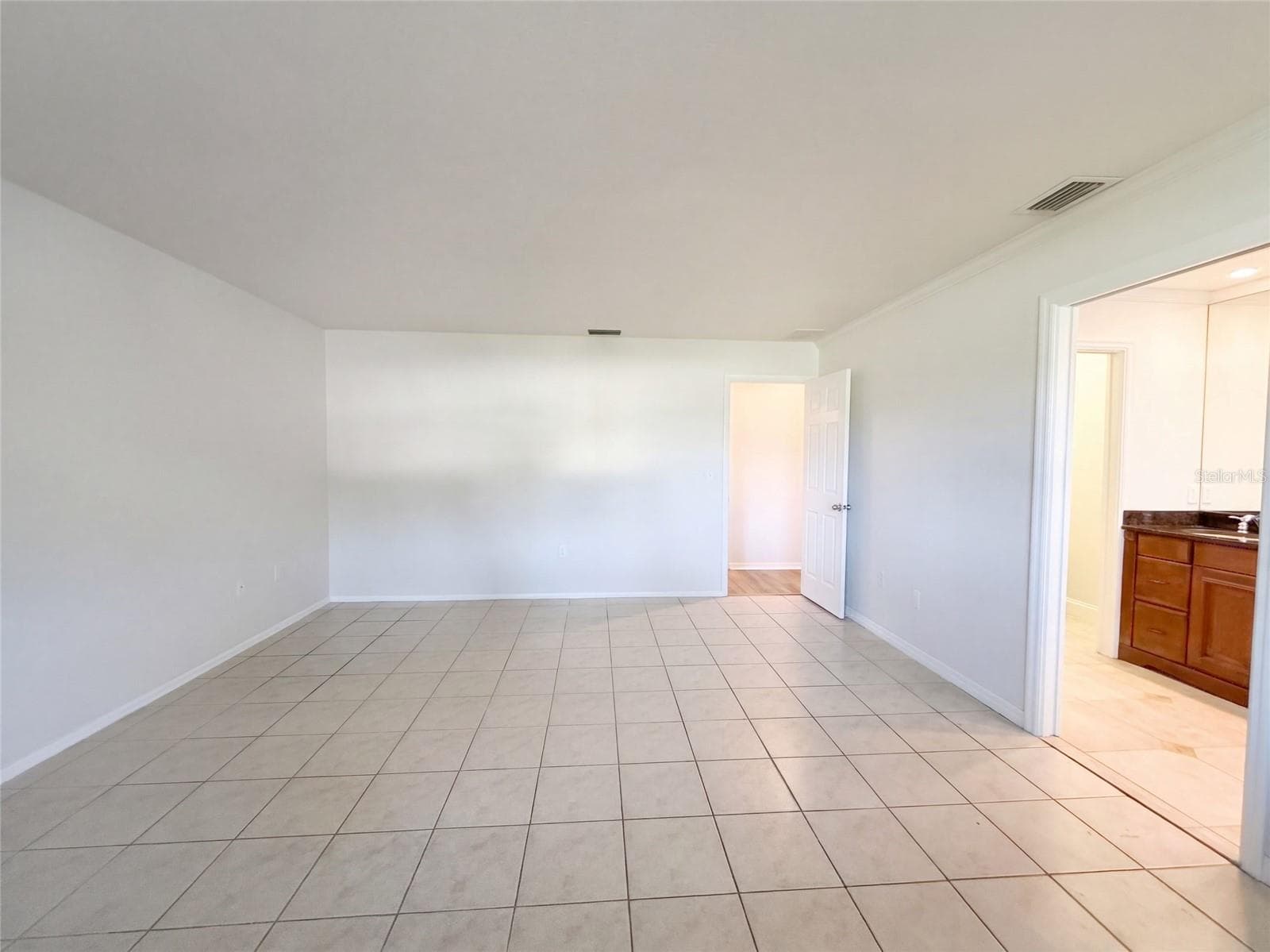 Single Family Residence at 3705 MALEC CIR, SARASOTA, photo 10 of 42