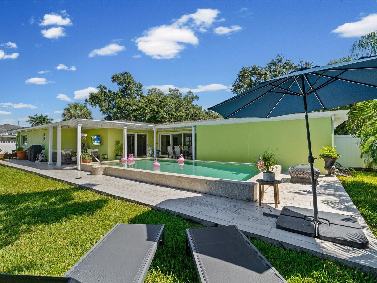 Single Family Residence at 1316 GOLF VIEW DR, BELLEAIR, photo 30 of 44