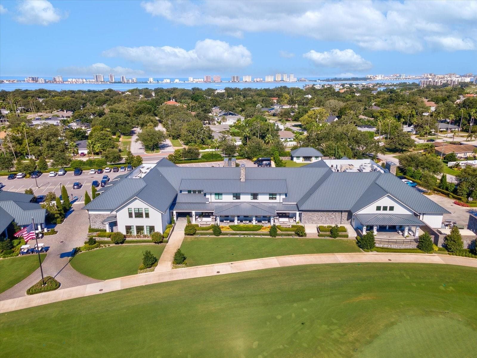 Single Family Residence at 1316 GOLF VIEW DR, BELLEAIR, photo 38 of 44