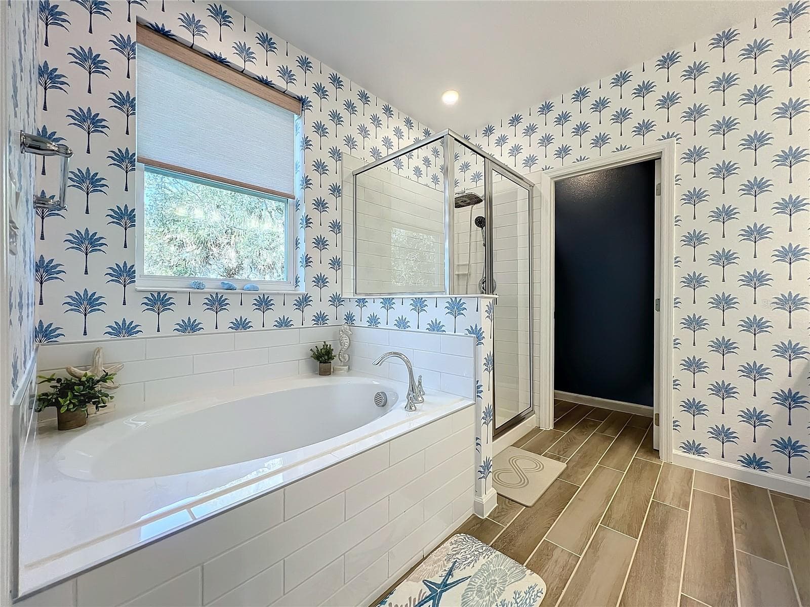 Large Soaking Tub - 3001 PILOT HOUSE PL, OVIEDO