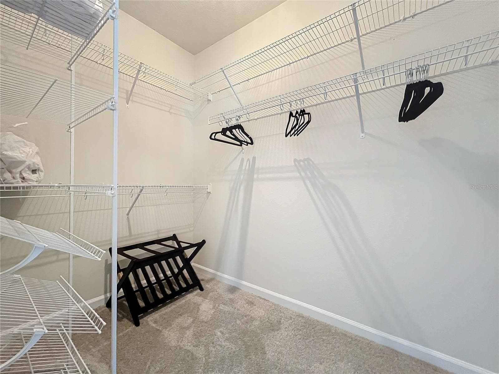 Huge walk in closet - 3001 PILOT HOUSE PL, OVIEDO