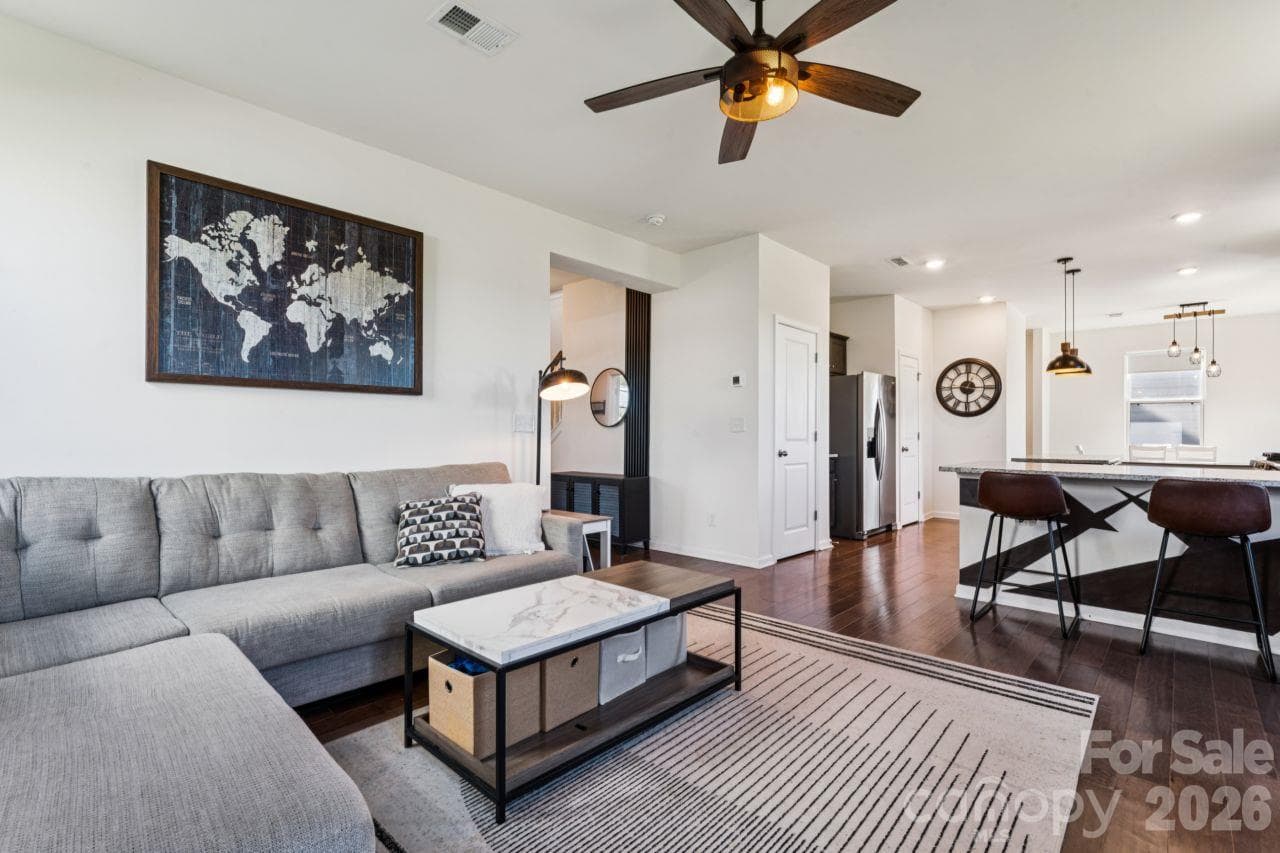 Living room - 2625 Trinity Street, Monroe