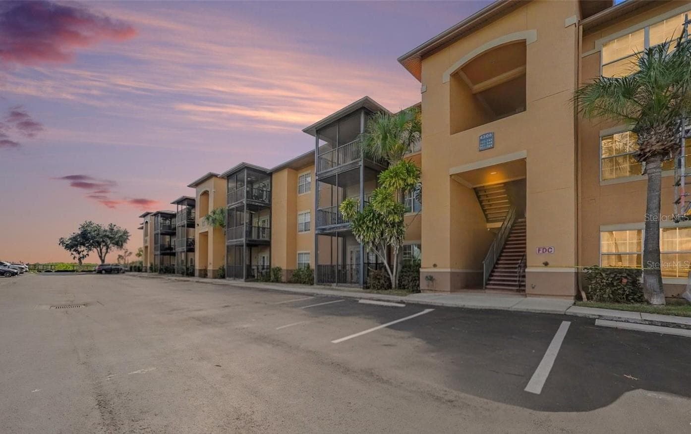 4306 BAYSIDE VILLAGE DR #204