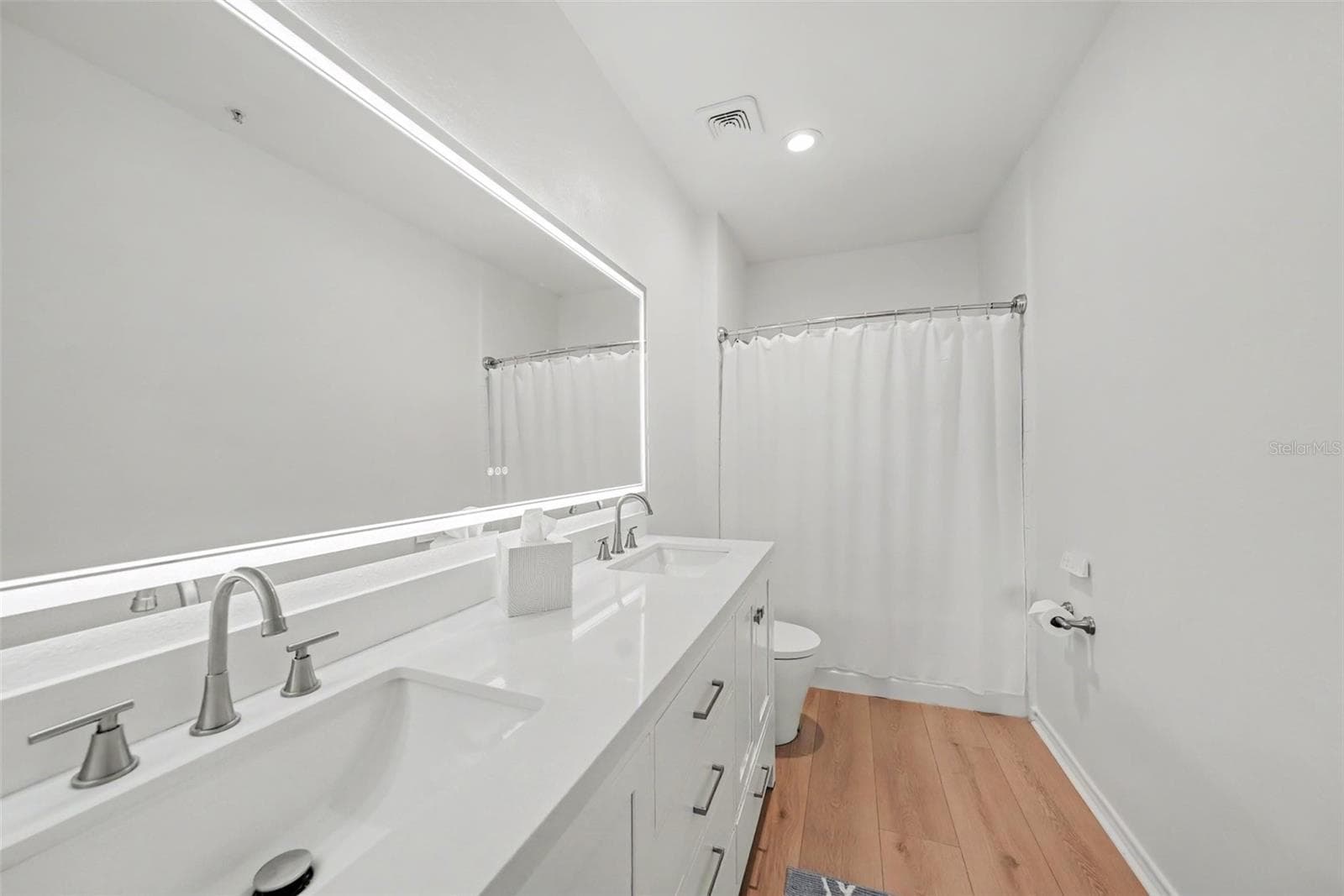 Condominium at 4306 BAYSIDE VILLAGE DR #204, TAMPA, photo 18 of 31