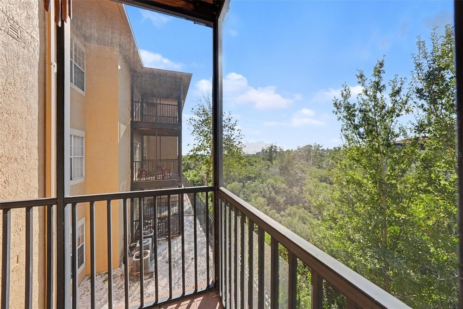 Condominium at 4306 BAYSIDE VILLAGE DR #204, TAMPA, photo 23 of 31