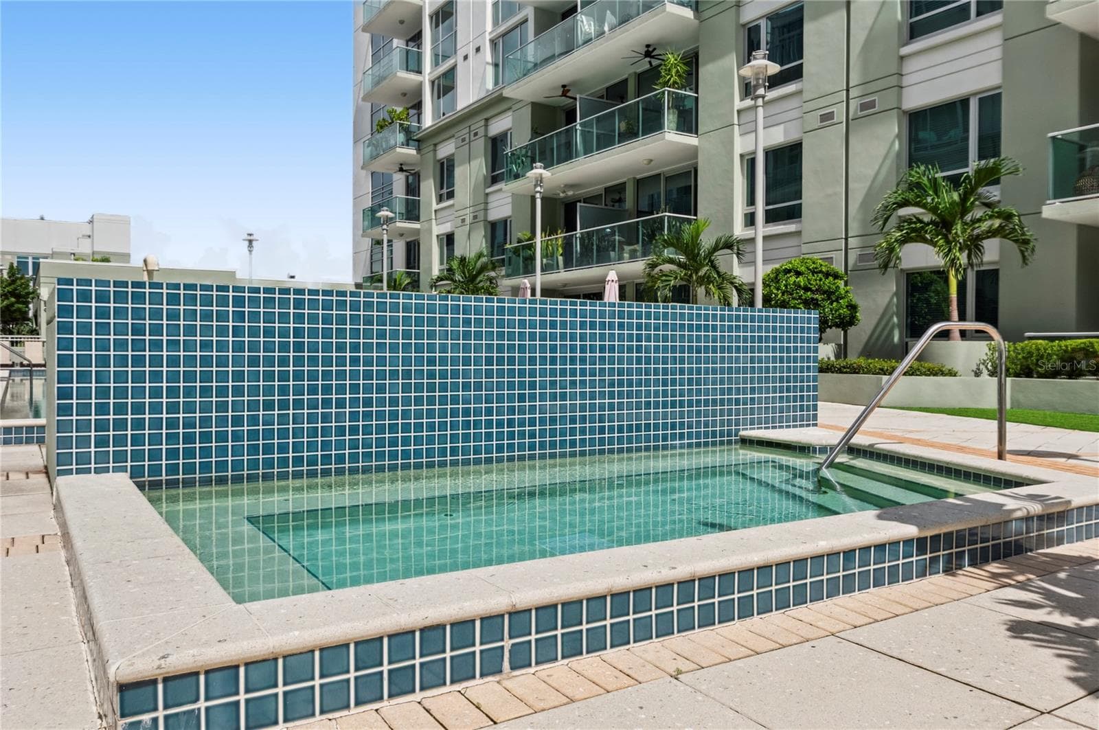 Pool - 912 CHANNELSIDE DR #2414, TAMPA