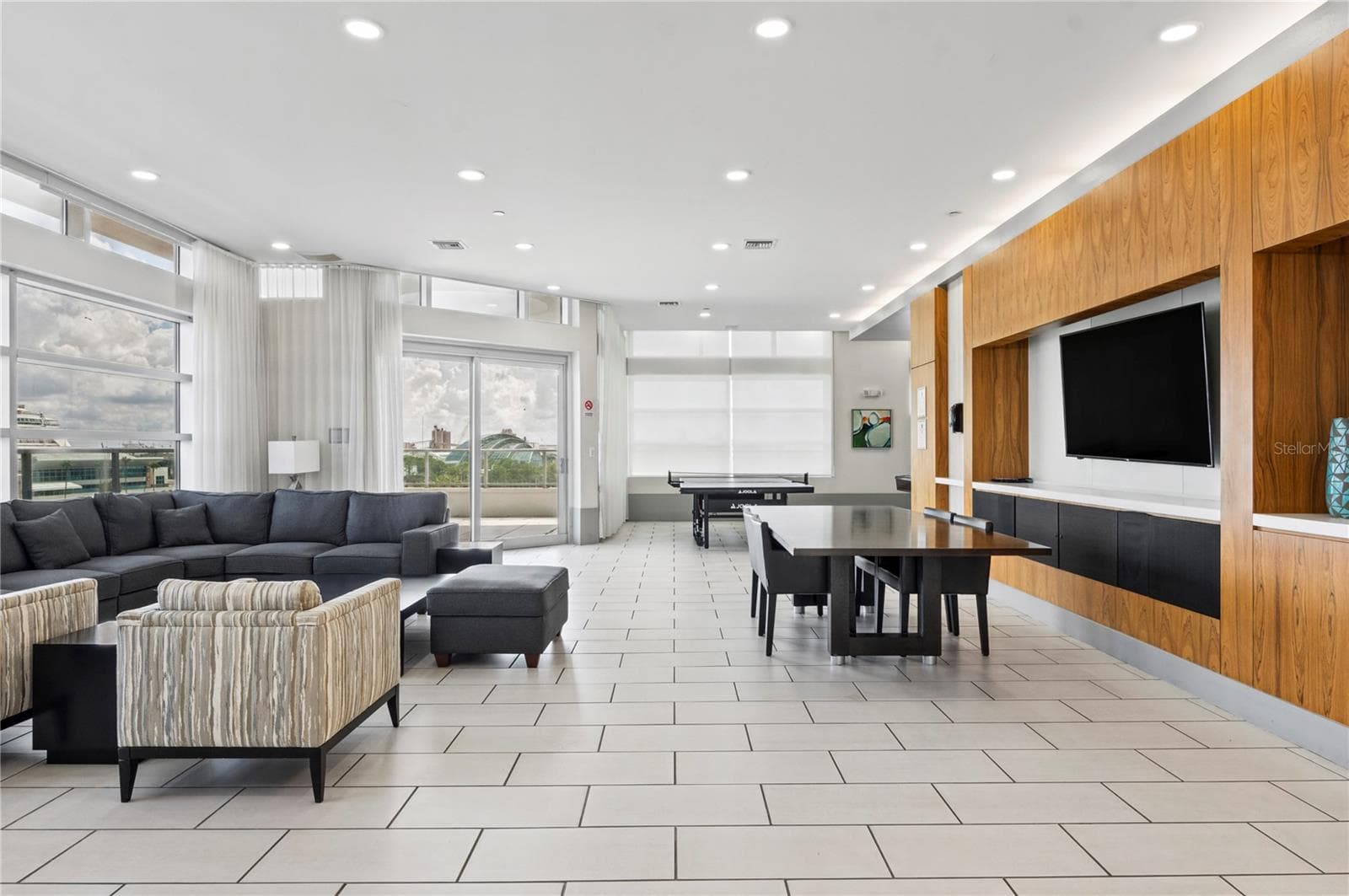 Amenity Center - 912 CHANNELSIDE DR #2414, TAMPA