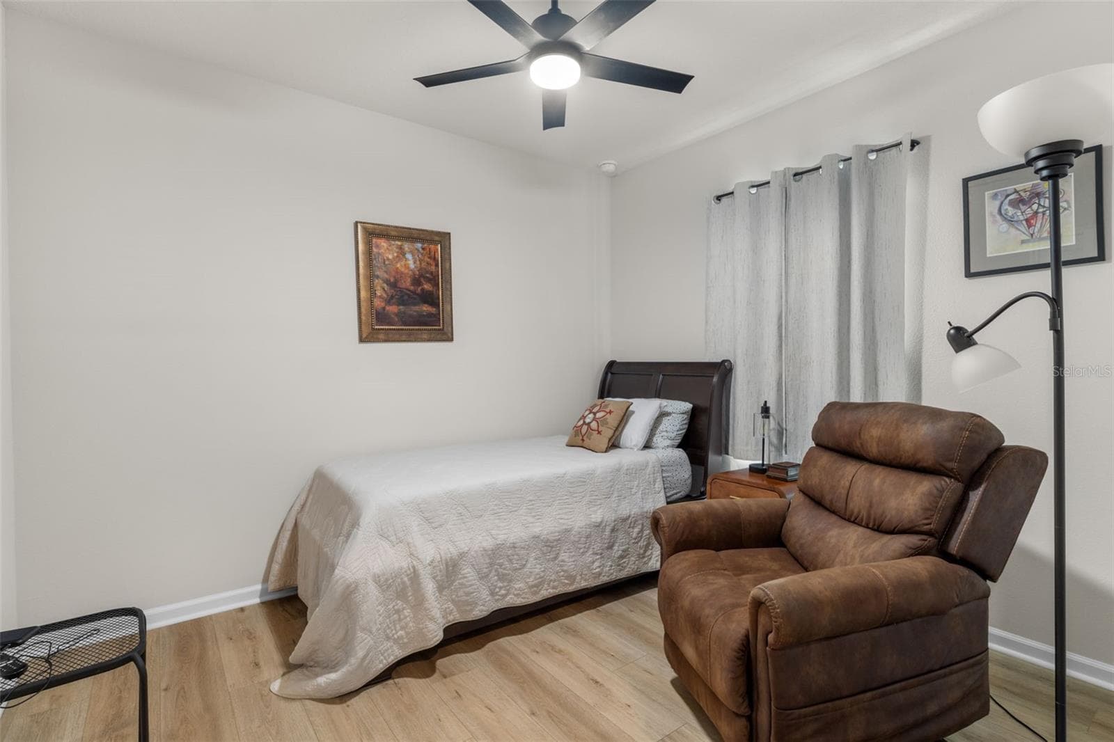 Single Family Residence at 147 VOLTAIRE DR, SPRING HILL, photo 24 of 34