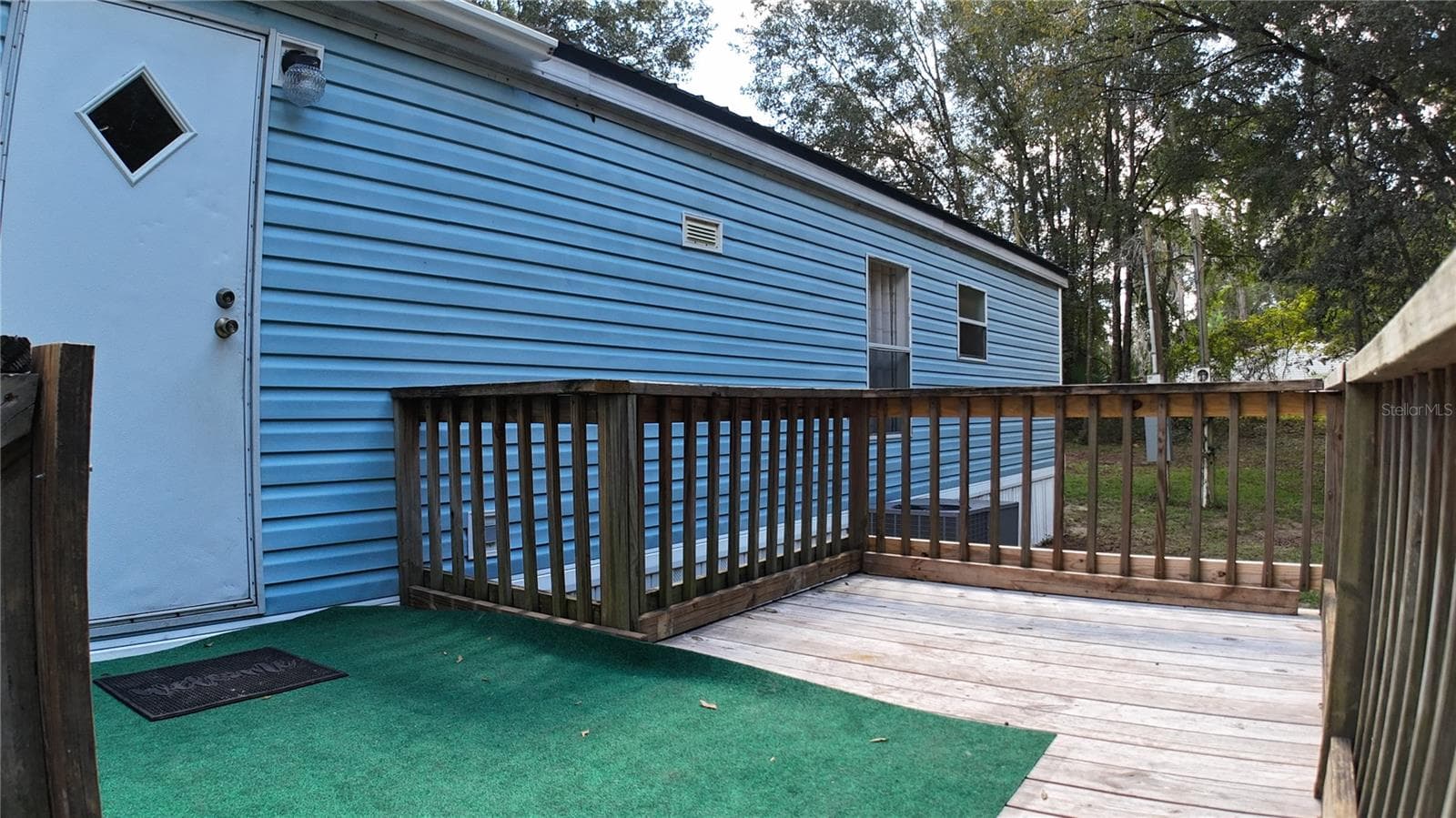 Manufactured Home at 10851 NE 110TH LN, ARCHER, photo 16 of 28