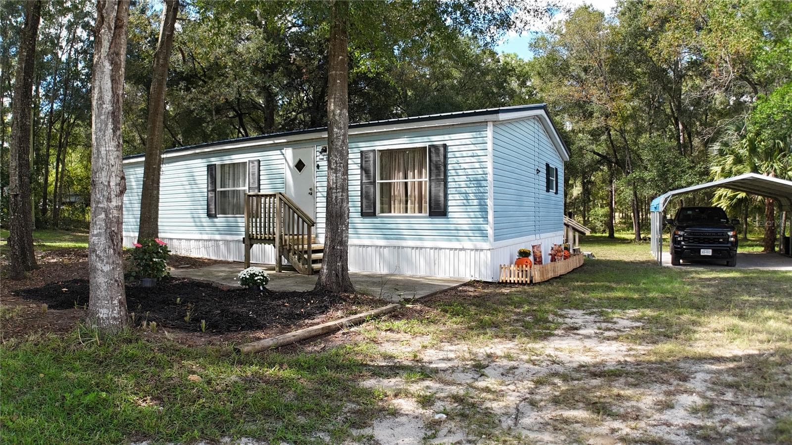 Manufactured Home at 10851 NE 110TH LN, ARCHER, photo 26 of 28
