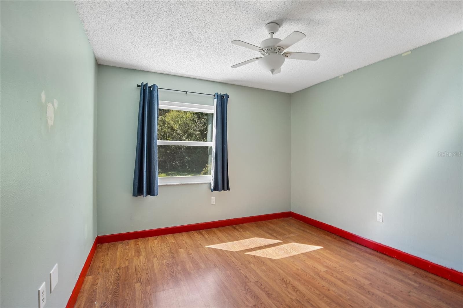 Townhouse at 5214 CORVETTE DR, TAMPA, photo 25 of 34