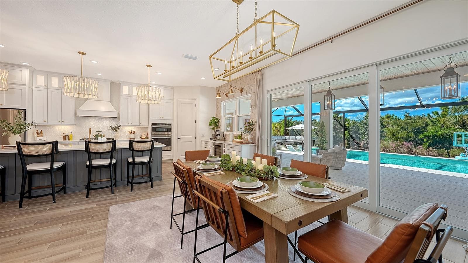 Single Family Residence at 10317 CANAVERAL CIR, SARASOTA, photo 10 of 100