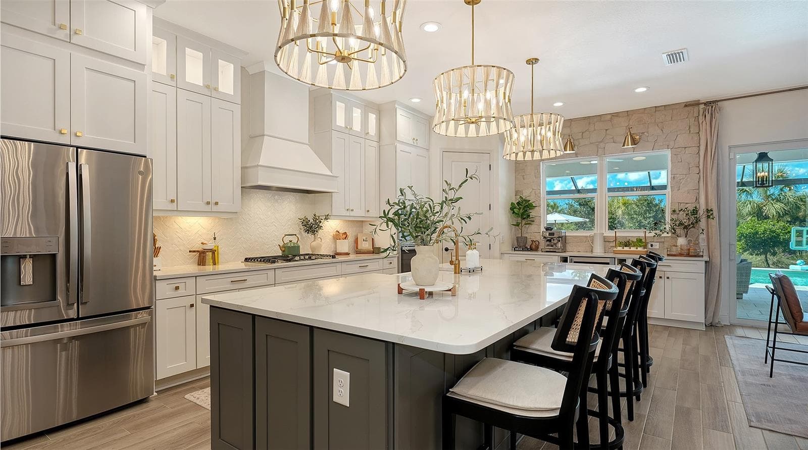 Single Family Residence at 10317 CANAVERAL CIR, SARASOTA, photo 19 of 100