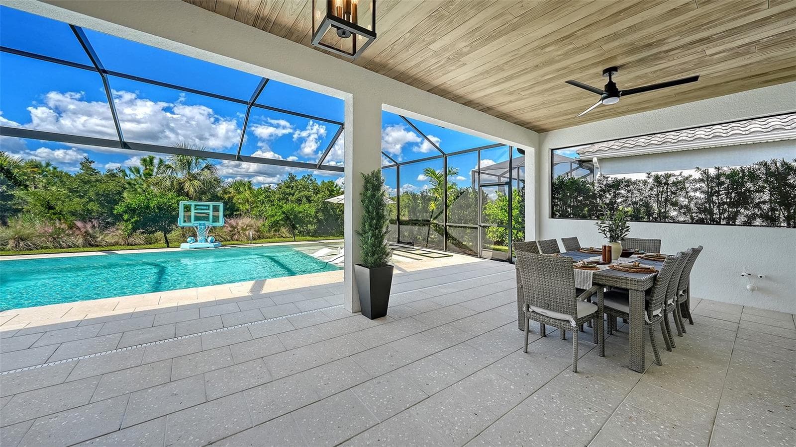 Single Family Residence at 10317 CANAVERAL CIR, SARASOTA, photo 46 of 100