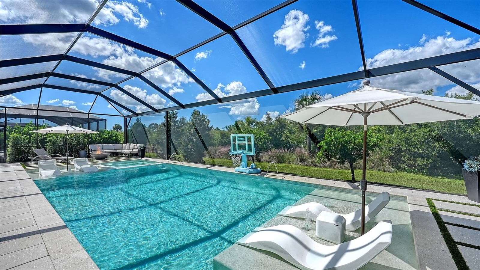 Single Family Residence at 10317 CANAVERAL CIR, SARASOTA, photo 48 of 100