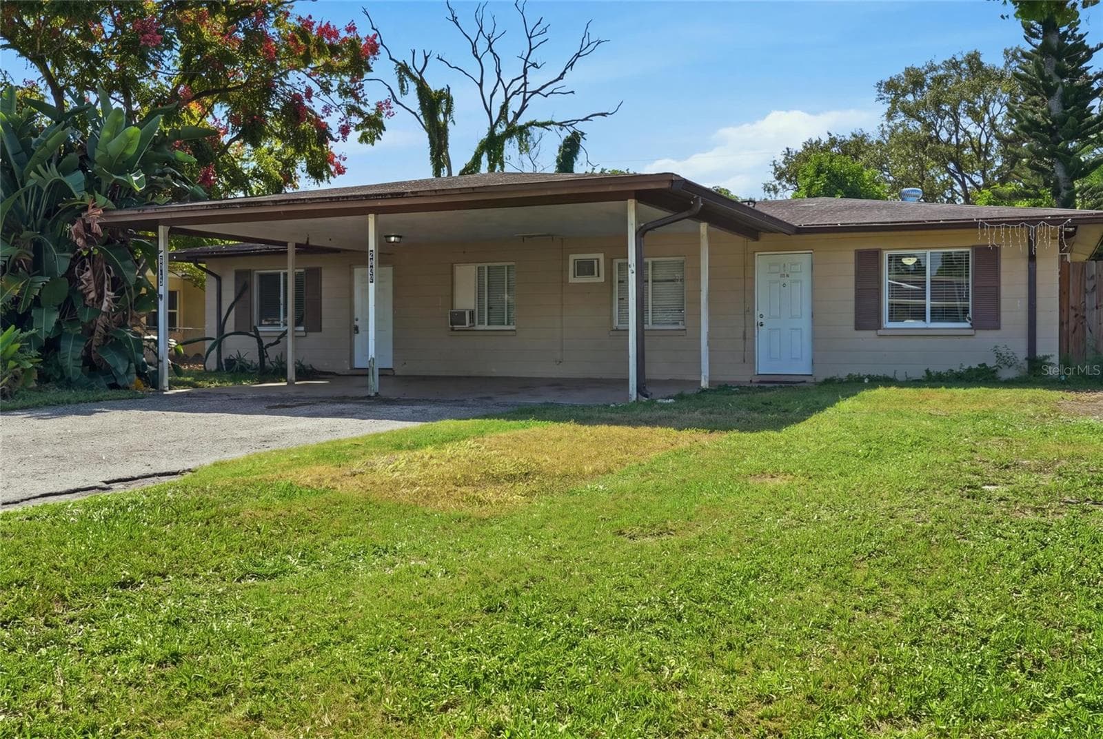 Duplex at 2418 51ST AVENUE DR W, BRADENTON, photo 2 of 52