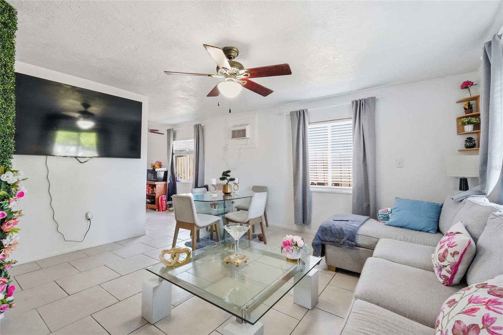 Living Room 2420 - 2418 51ST AVENUE DR W, BRADENTON