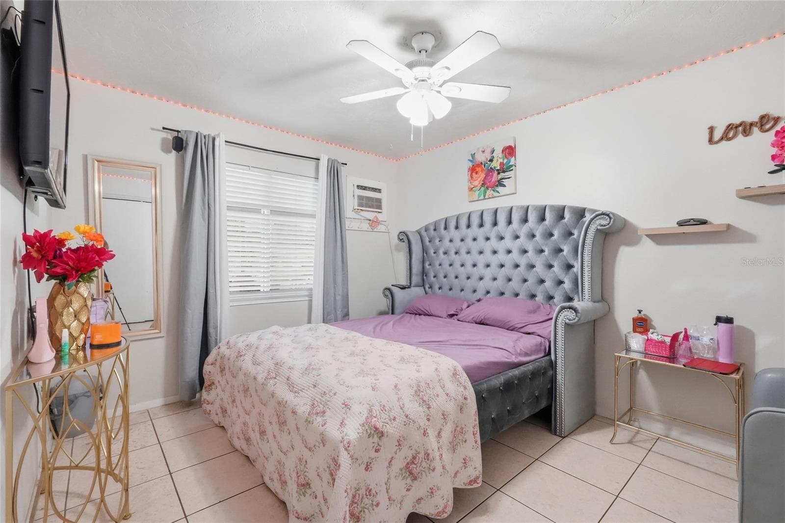 Bedroom in 2420 - 2418 51ST AVENUE DR W, BRADENTON
