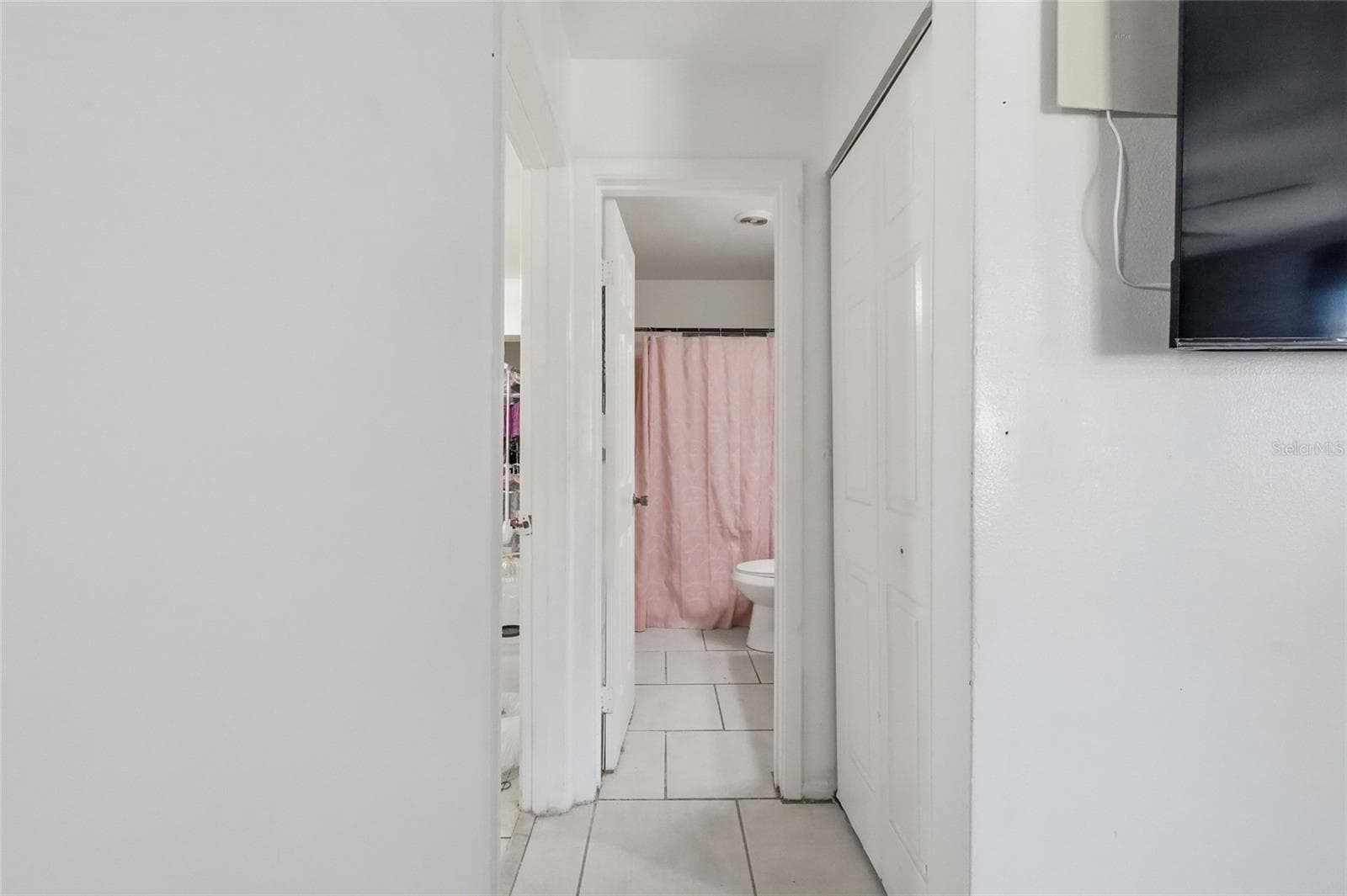 Hallway 2420 - 2418 51ST AVENUE DR W, BRADENTON