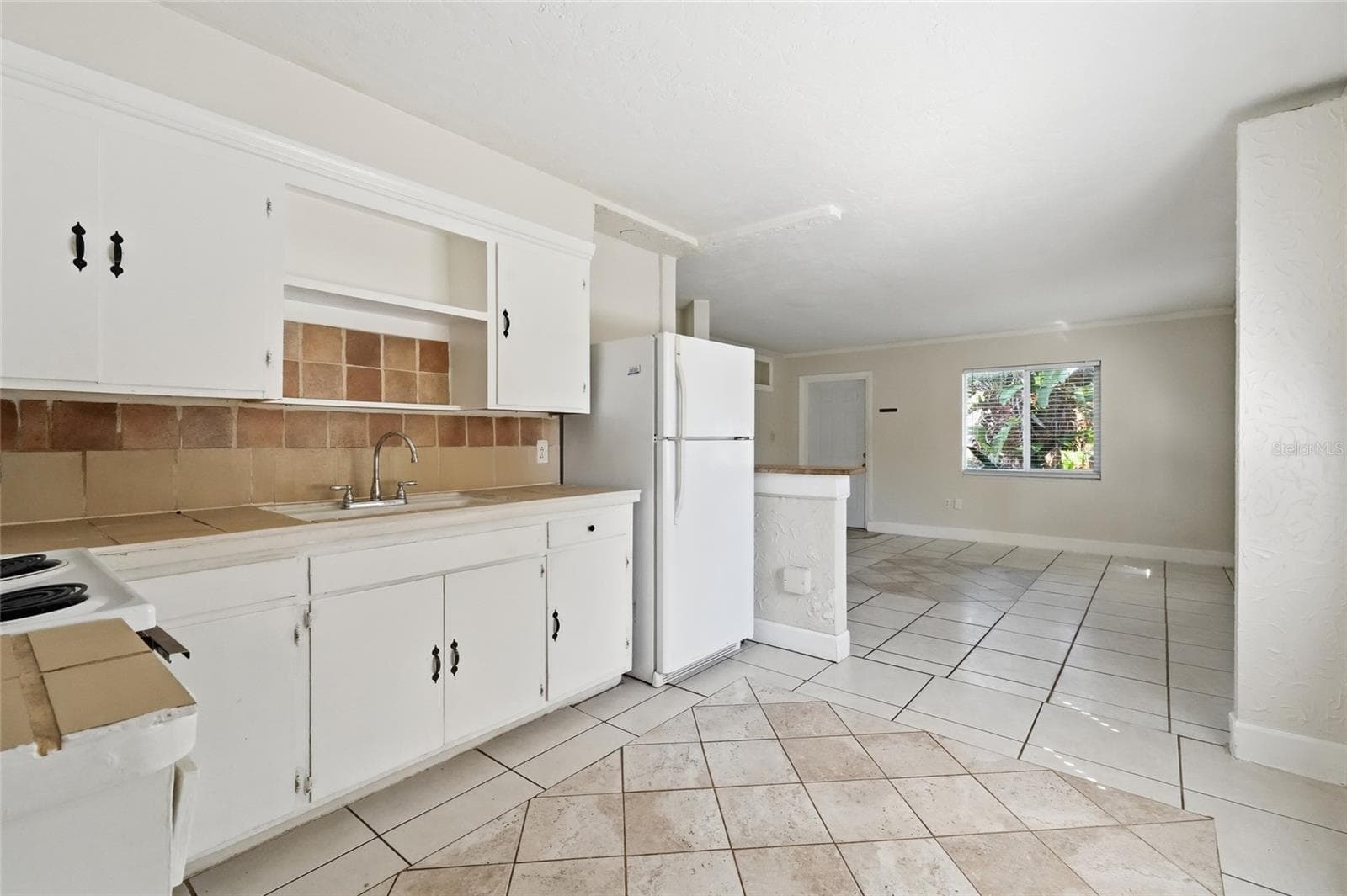 Kitchen 2418 - 2418 51ST AVENUE DR W, BRADENTON
