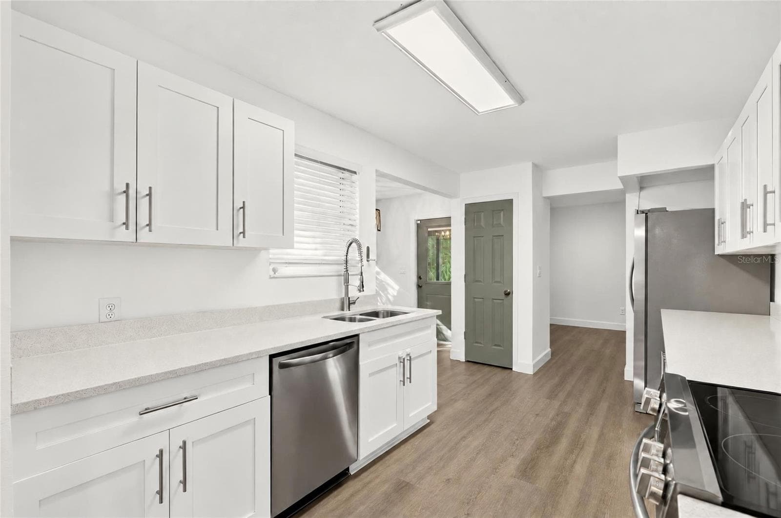 Kitchen to Living Room - 1333 SE 3RD ST, OCALA