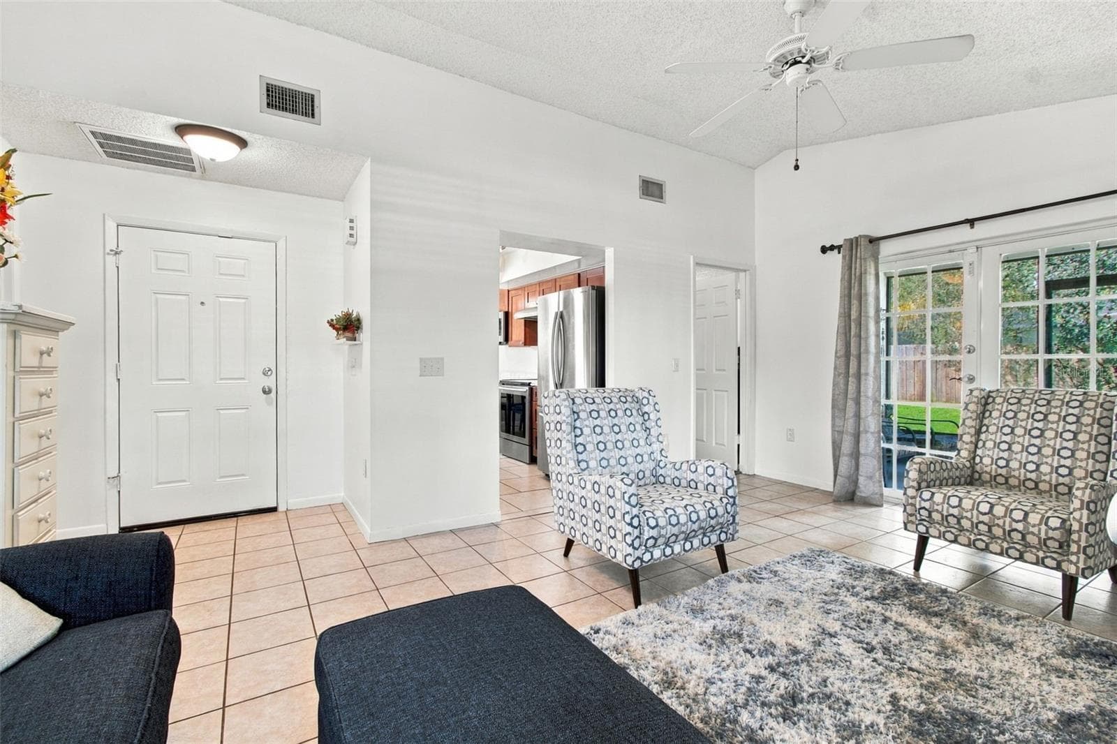 Living Room - 38611 FERM CIR, ZEPHYRHILLS