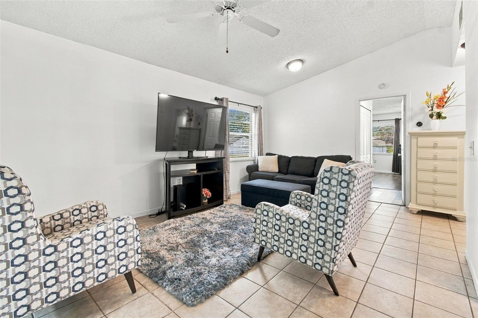 Living Room - 38611 FERM CIR, ZEPHYRHILLS