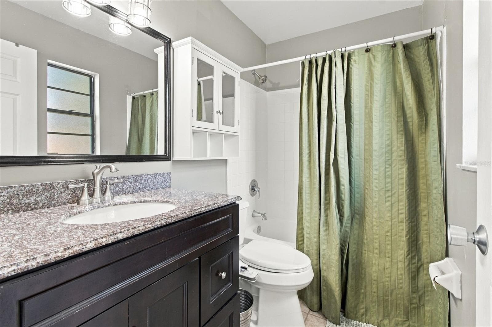 En-Suite Bathroom - 38611 FERM CIR, ZEPHYRHILLS
