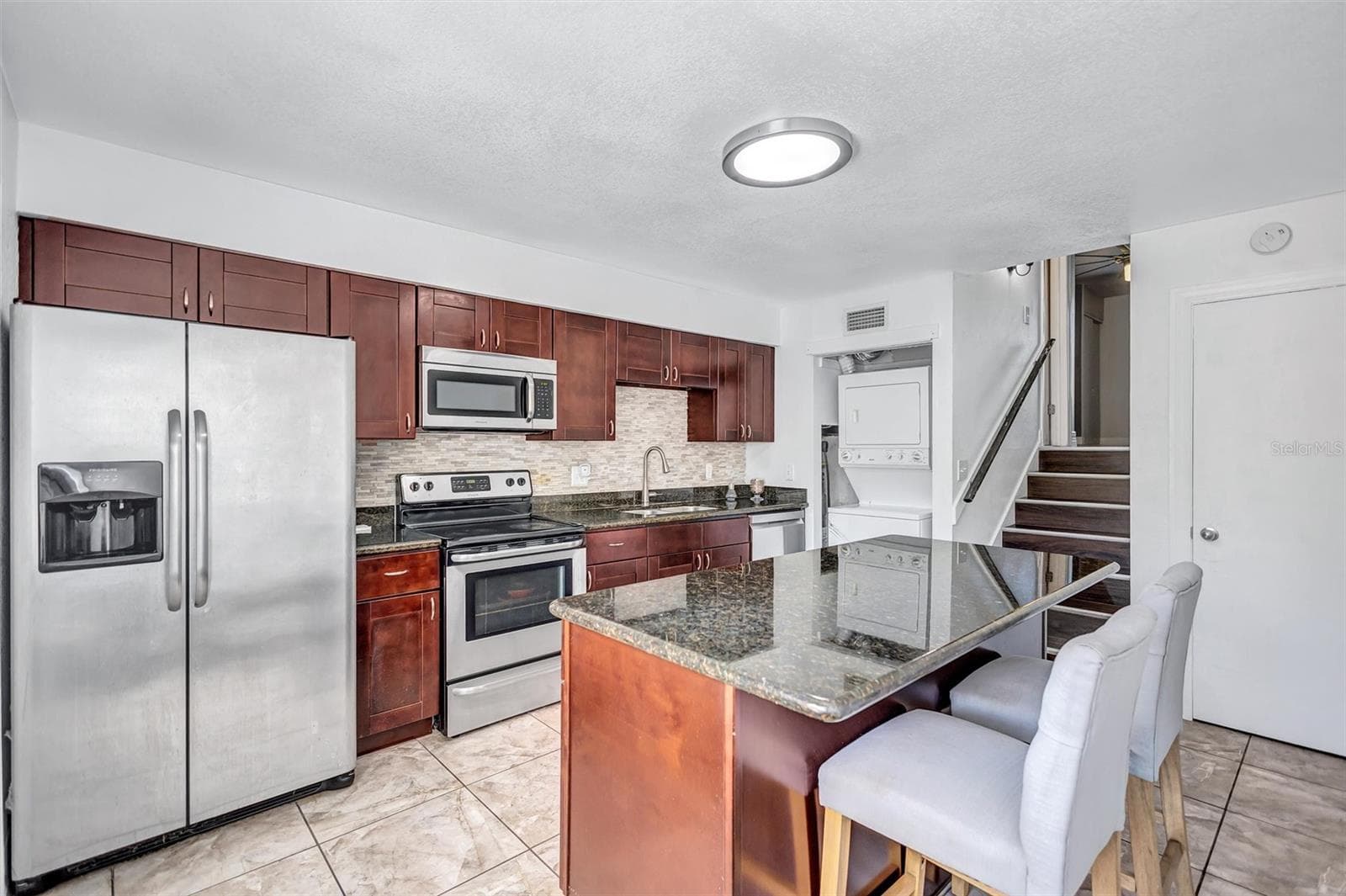 Townhouse at 4515 LA CAPRI CT, TAMPA, photo 4 of 36