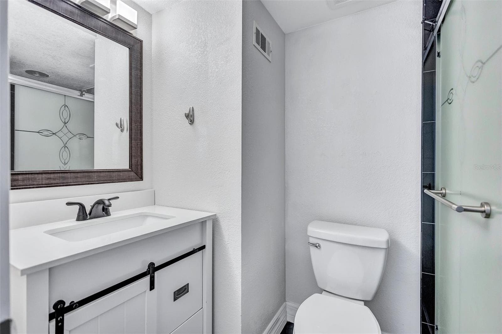Townhouse at 4515 LA CAPRI CT, TAMPA, photo 16 of 36