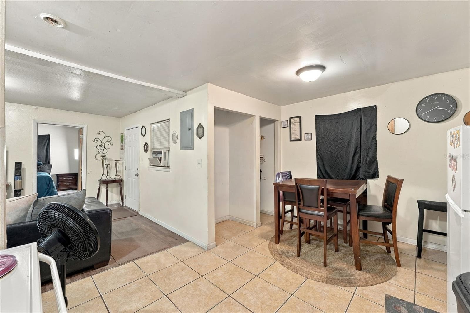 Triplex at 1119 W 12TH ST, SANFORD, photo 4 of 22
