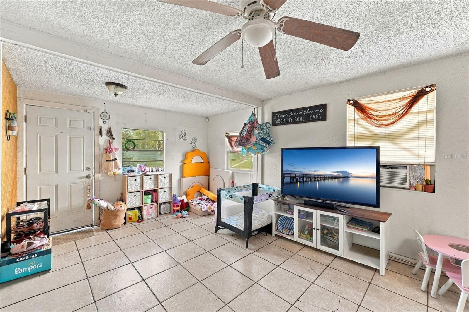 Triplex at 1119 W 12TH ST, SANFORD, photo 8 of 22