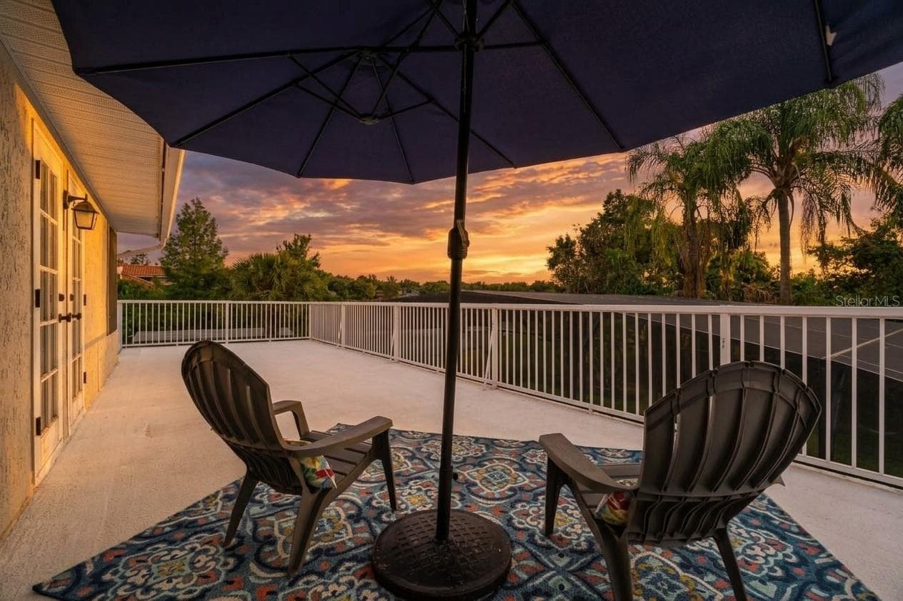 Sunsets - 2260 W CLASSIC COURT, LONGWOOD
