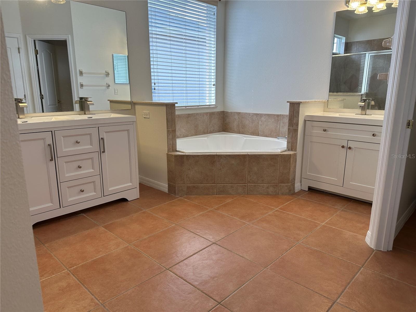 Single Family Residence at 13618 OLD DOCK RD, ORLANDO, photo 35 of 49