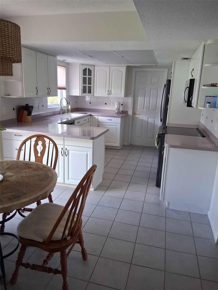 Single Family Residence at 12465 MONARCH CIR, SEMINOLE, photo 5 of 14