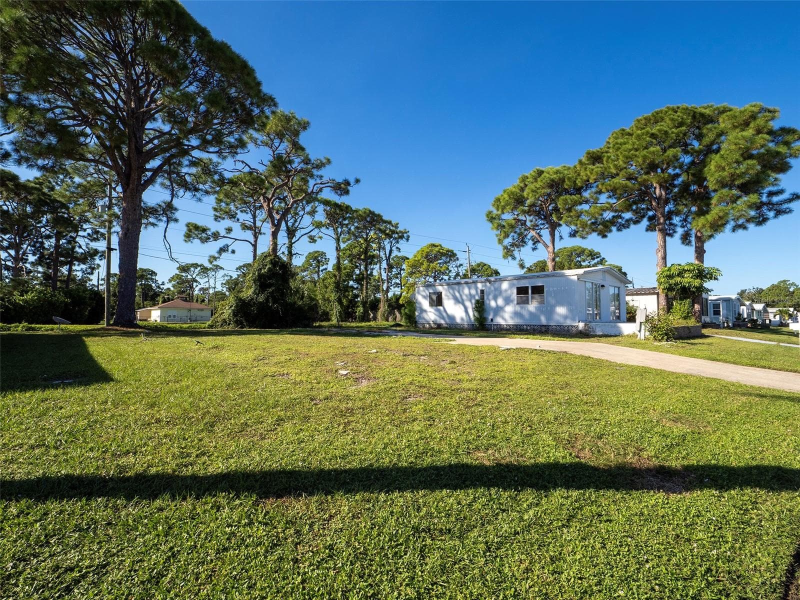 Land at 181 S FIJI CIR, ENGLEWOOD, photo 2 of 14