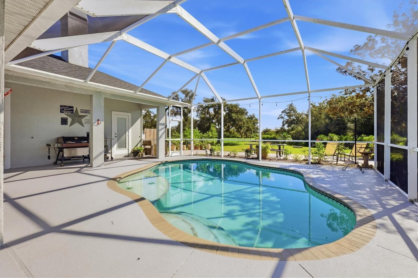 Single Family Residence at 1753 KINGSDOWN DR, SARASOTA, photo 29 of 42